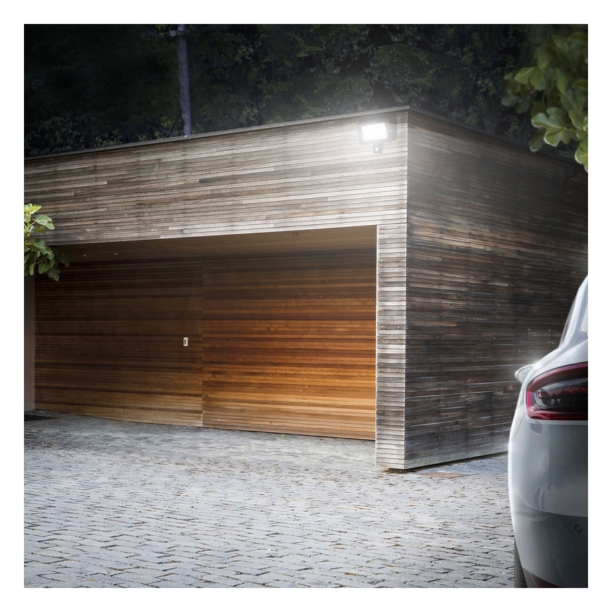 LED прожектор със сензор за движение NOCTIS LUX 3 LED/50W/230V 4000K IP44 бял