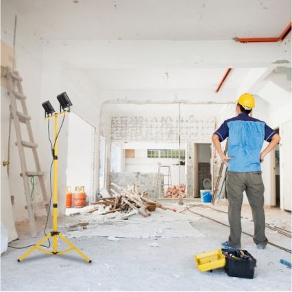 LED Прожектор със стойка TIGRA 2xLED/50W/230V 4000K IP54 черен/жълти