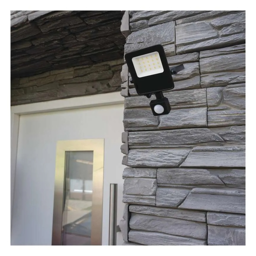 LED прожектор с сензор VISIO LED/30W/230V 4000K IP65
