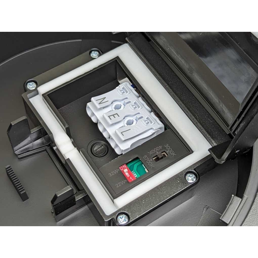 LED регулируемо таванно осветително тяло за баня VARIO LUMO LED/22/32W/230V 3000/4000/5700K Ø 41 см IP44 черно