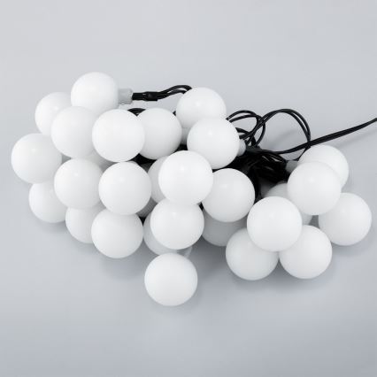 LED RGB Соларен верига PARTY 30xLED/1,2V 400 mAh 3,9 m IP44