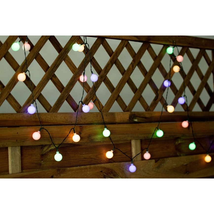 LED RGB Соларен верига PARTY 30xLED/1,2V 400 mAh 3,9 m IP44