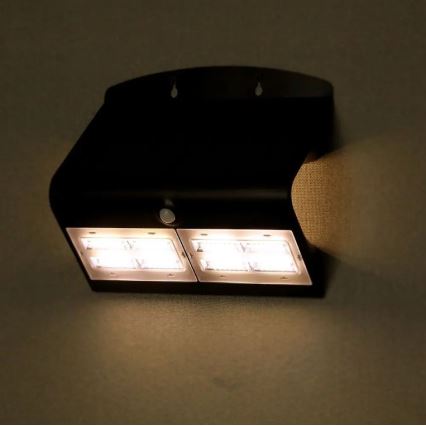 LED Соларен аплик със сензор LED/7W/3,7V 4000K IP65 черен