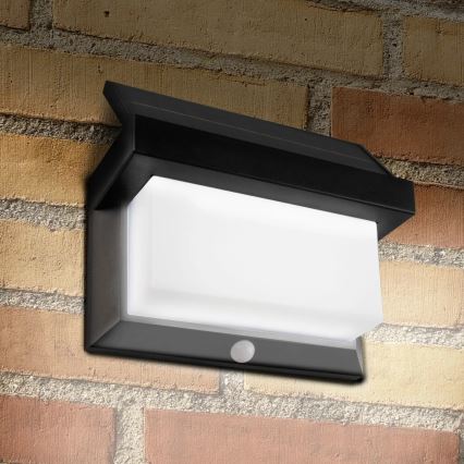 LED Соларен аплик със сензор TONY LED/3,7V 1800 mAh IP44