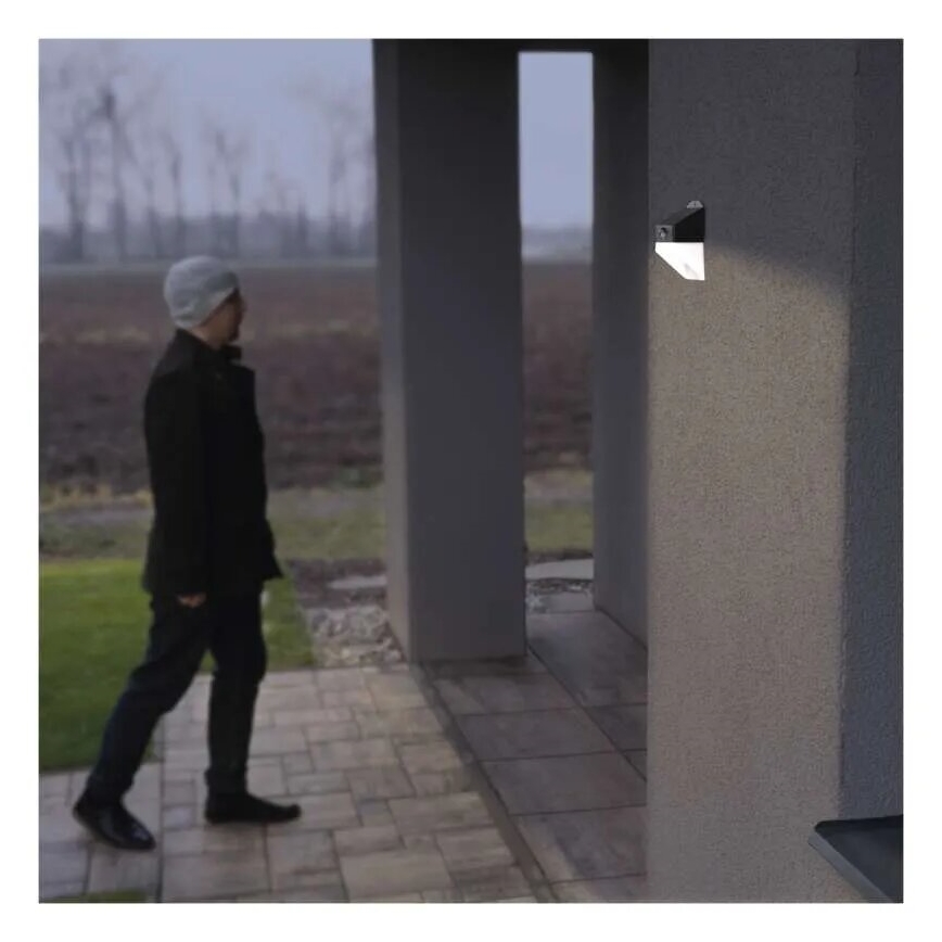 LED соларен стенен фенер с сензор LUMI LED/3,7W IP65 черен