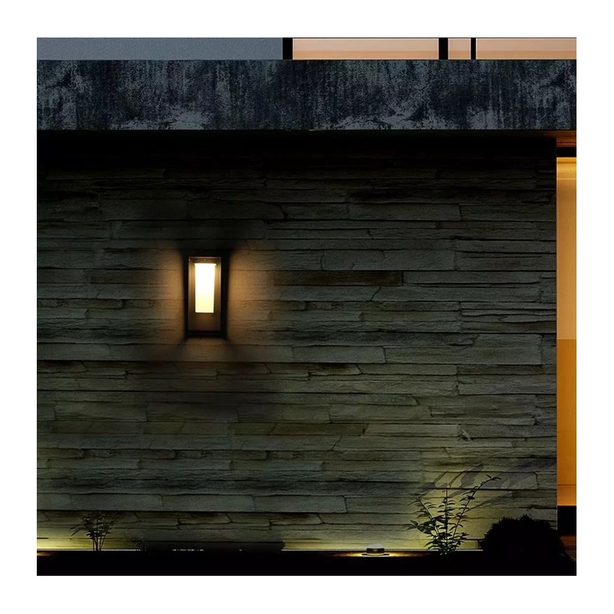 LED соларен стенен осветител с сензор SAMSUNG CHIP LED/2W/3,7V IP65 2600 mAh