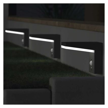 LED соларен стенен осветител с сензор LED/4,4W/3,7V 2200 mAh IP44