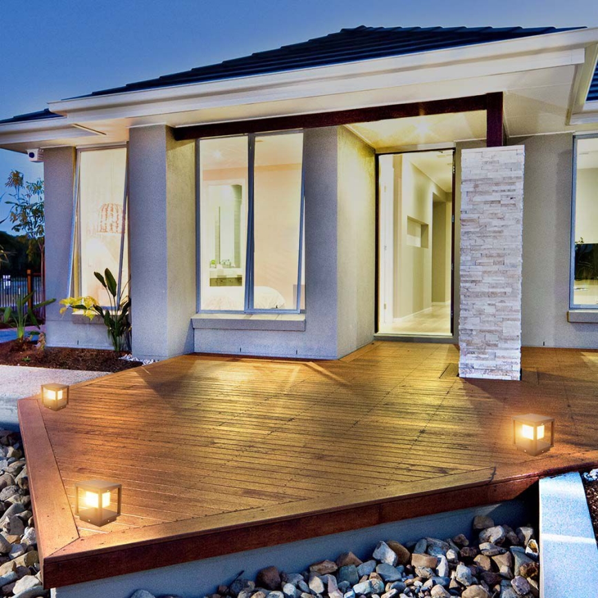 LED соларна лампа с сензор LED/2W/5,5V 3000K IP65 2600 mAh черна