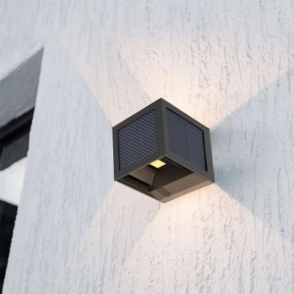 LED соларен стенен осветител със сензор LED/9W/3,7V 3000/4000/6000K IP65 2600 mAh черен