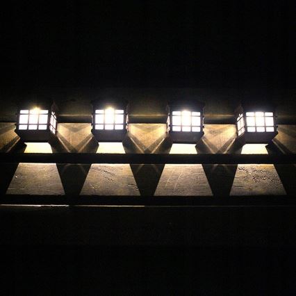 LED соларна стенна лампа със сензор за здрач LED/1,2V 600 mAh IP44