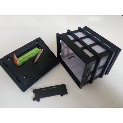 LED соларна стенна лампа със сензор за здрач LED/1,2V 600 mAh IP44