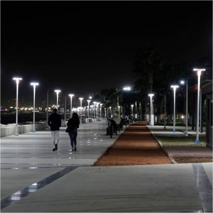 LED соларна улична лампа със сензор LUVIA LED/15W/3,2V 6500K IP54 5400 mAh + дистанционно управление