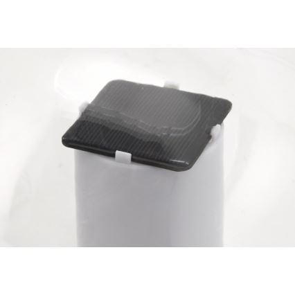 LED Соларна водоустойчива лампа LED/900mAh IP68 бяла