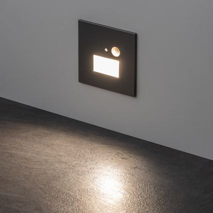 LED осветително тяло за стълбище със сензор за движение и сумрак LED/1,5W/230V 3000/4000/6000K сребристо