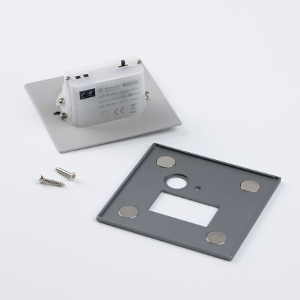 LED осветително тяло за стълбище със сензор за движение и сумрак LED/1,5W/230V 3000/4000/6000K сребристо