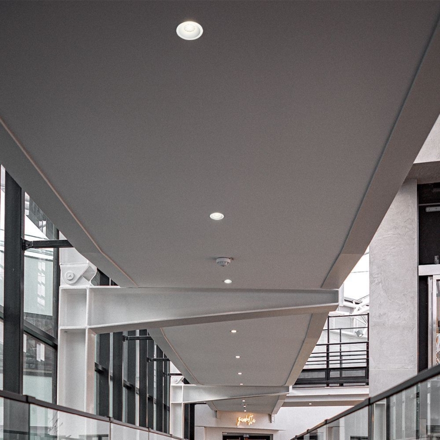 LED Вградено осветително тяло LED/18W/230V 3000/4000/6400K Ø 10,6 см бяло