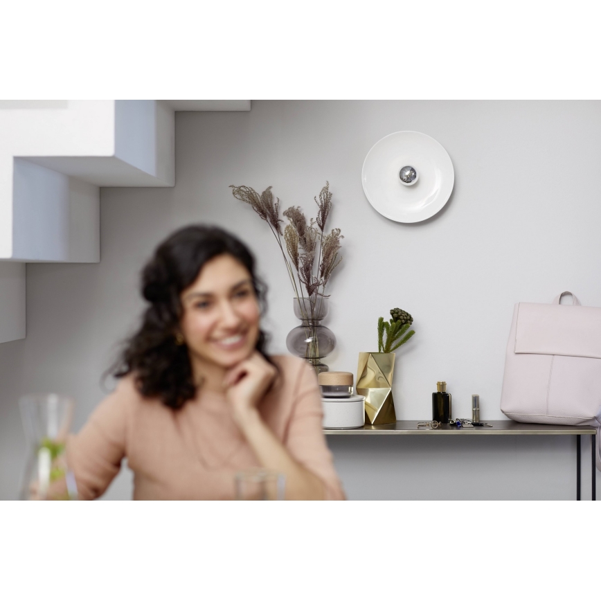 LED Крушка DECO Philips P45 E14/4W/230V 2700K