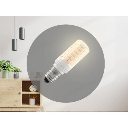 LED Крушка E14/4,5W/230V 2800K