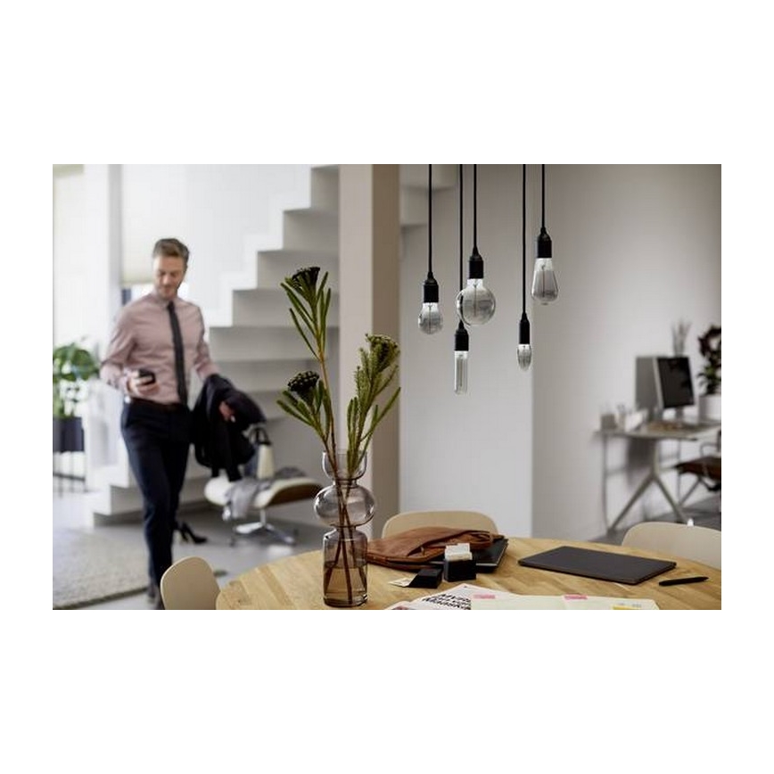 LED Крушка Philips E27/2,3W/230V 2700K