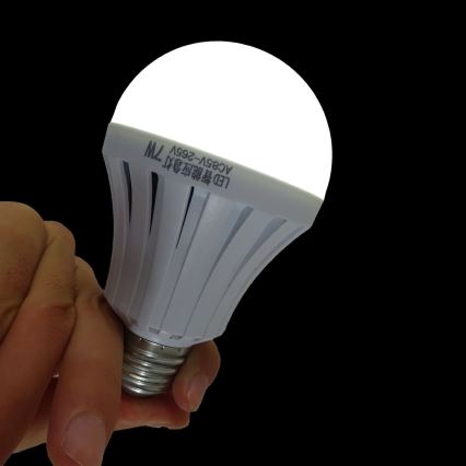 LED Крушка с батерия Li-Ion A70 E27/7W/230V 4000K - Fulgur 24016