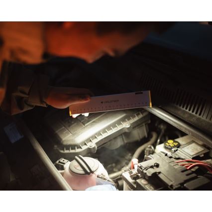 Ledlenser AF2R - презареждаема работна LED лампа с регулируема яркост, IP54, 1000 лм, 50 ч, 4810 mAh