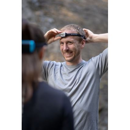 Ledlenser NEO3 - регулируем LED челник LED/3xAAA IP54 400 lm 20 ч черен/бял