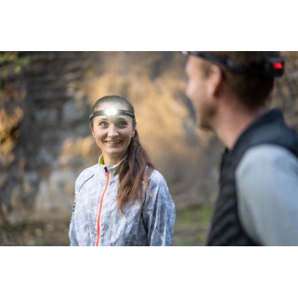 Ledlenser NEO5R - презареждаема челна лампа с регулируема яркост LED/1800 mAh IP54 600 lm 35 ч черна/бяла