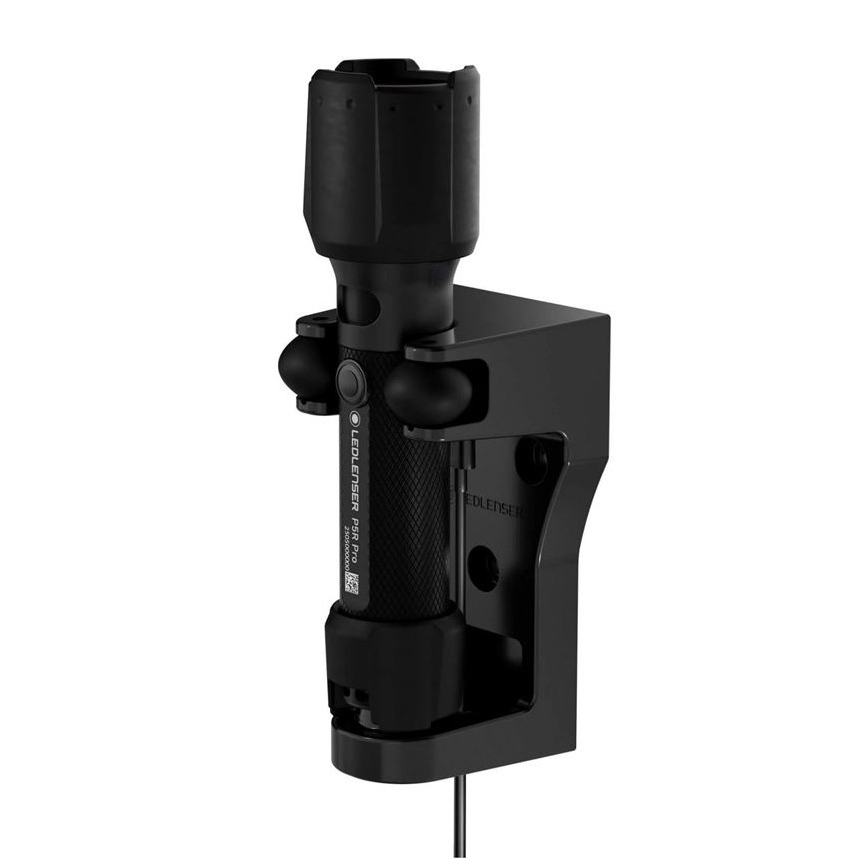 Ledlenser P5R PRO - презареждаем LED фенер с регулируема яркост, LED/920 mAh IP68 750 lm 18 h черен