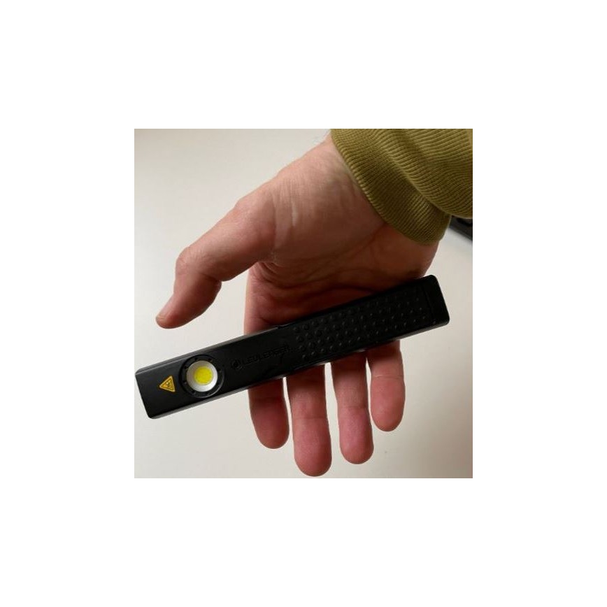 Ledlenser W4R - презареждаема работна LED лампа с регулируема яркост, 760 mAh, IP54, 220 lm