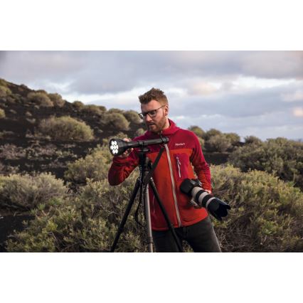 Ledlenser X21R - презареждаема LED фенерка с регулируема яркост LED/5000 mAh IP54 5000 lm 40 ч