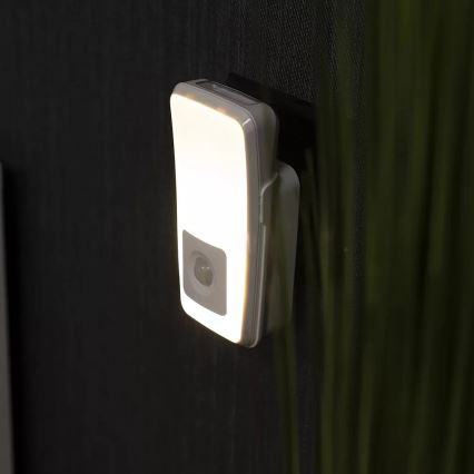 Ledvance - LED Електрическа лампа за ориентация със сензор LUNETTA LED/2W/230V