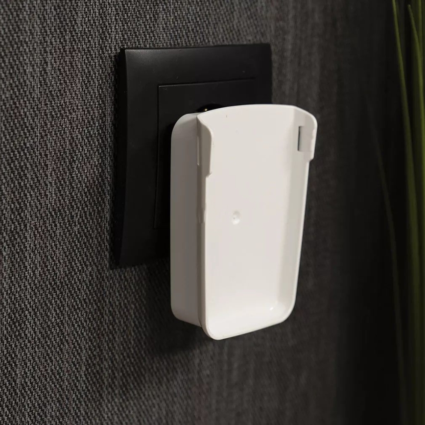 Ledvance - LED Електрическа лампа за ориентация със сензор LUNETTA LED/2W/230V