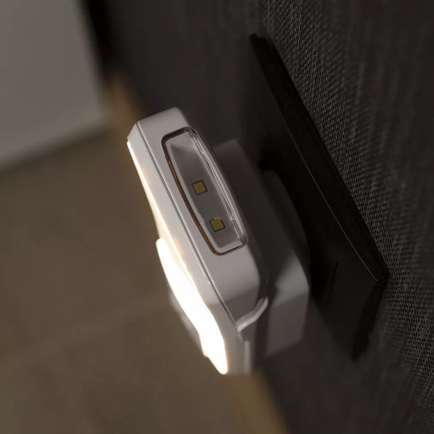 Ledvance - LED Електрическа лампа за ориентация със сензор LUNETTA LED/2W/230V