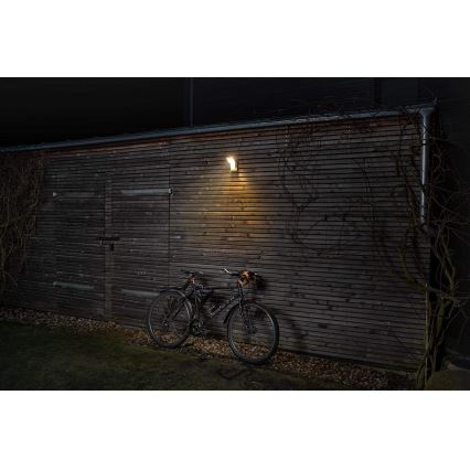 Ledvance -LED Екстериорен аплик със сензор SPOT LED/8W/230V IP55 черен