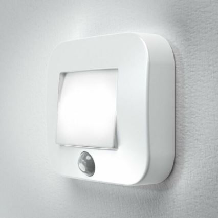 Ledvance - LED осветително тяло със сензор NIGHTLUX LED / 0.25W / 3xAAA
