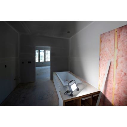 Ledvance - LED регулируема външна акумулаторна прожекторна лампа WORKLIGHT BATTERY LED/20W/5V 2200 mAh IP54