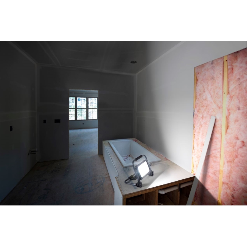 Ledvance - LED регулируема външна акумулаторна прожекторна лампа WORKLIGHT BATTERY LED/20W/5V 2200 mAh IP54