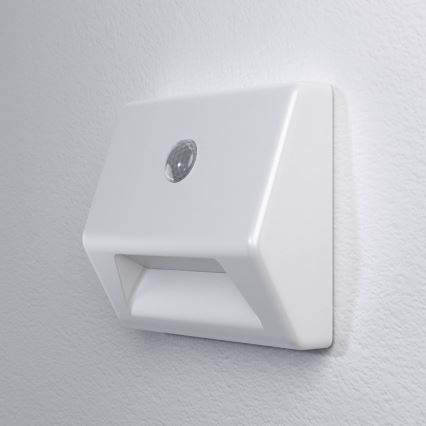 Ledvance - LED стълбищно осветително тяло с LED сензор NIGHTLUX / 0.25W / 3xAAA IP54