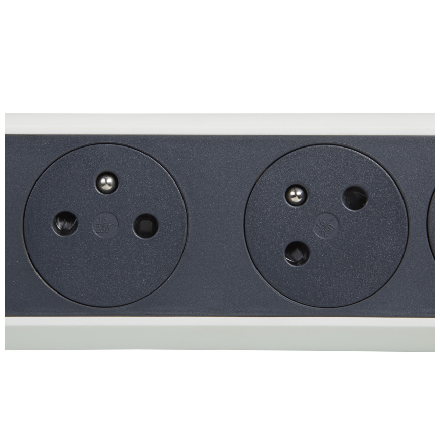 Legrand 049459 - Разклонител с превключвател 4Z Тип E 3m