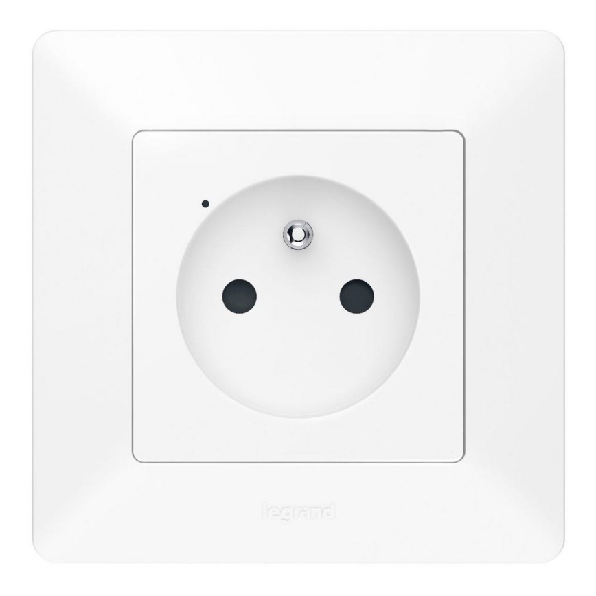 Legrand 752193 - Смарт контакт VALENA 3680W/16A/230V Wi-Fi IP41