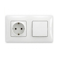 Legrand - Битов SCHUKO контакт и еднополюсен ключ № 1 с рамка NILOE 250V бял