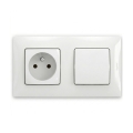 Legrand - Домашен контакт и еднополюсен ключ № 1 с рамка NILOE 250V бял