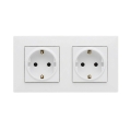 Legrand - Двойна домашна розетка SCHUKO с рамка NILOE STEP 250V бяла