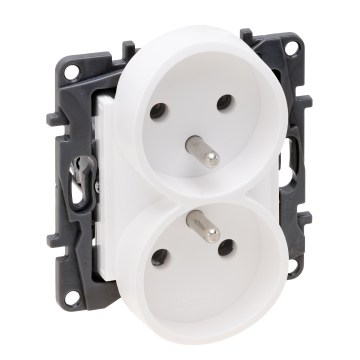 Legrand - Двойна електрическа розетка за дома без рамка 250V/16A NILOE STEP бяла