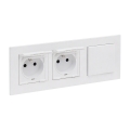 Legrand - Двойна външна домашна розетка и еднополюсен ключ № 1 с рамка NILOE STEP 250V бяла