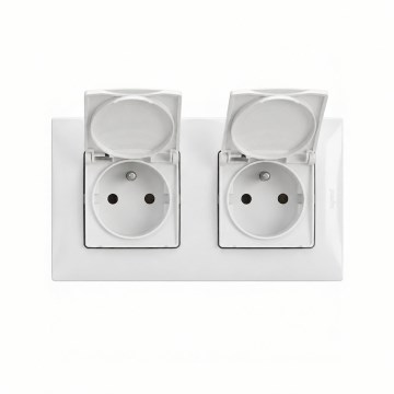 Legrand - Двойна външна домакинска розетка с рамка NILOE 250V IP44 бяла