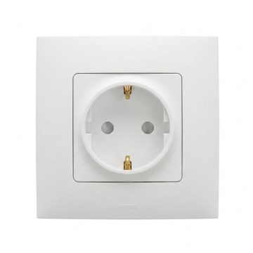 Legrand - Розетка SCHUKO за жилищни инсталации с рамка NILOE 250V бяла
