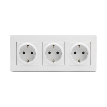 Legrand - Троен домашен контакт SCHUKO с рамка NILOE STEP 250V бял