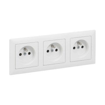 Legrand - Тройна домашна контактна розетка с рамка SUNO 250V бяла