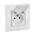 Legrand - Външна домашна розетка с рамка NILOE 250V IP44 бяла